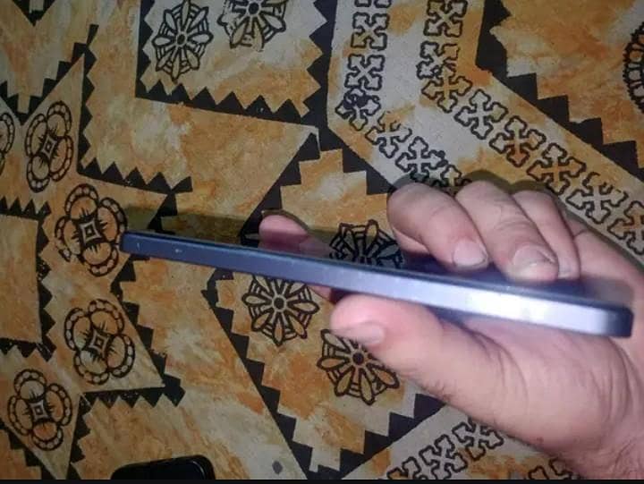 Realme Note 60x 2