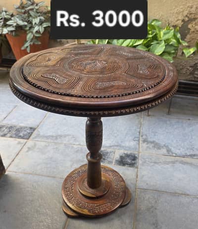 Stylish Center Table Available for Sale