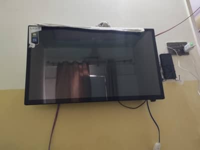 LCD 32 inch
