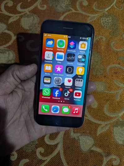 Apple iPhone 7
