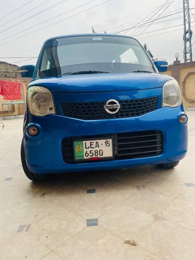 Nissan Moco 2013