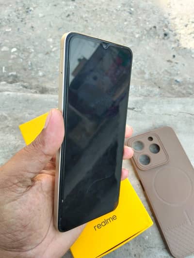 Realme C61