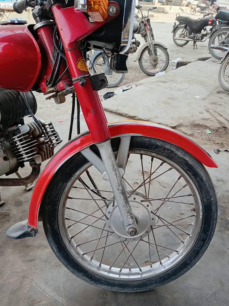 Yamaha 100 mint condition 1
