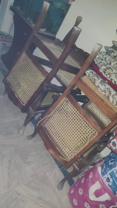 4 wooden chairs