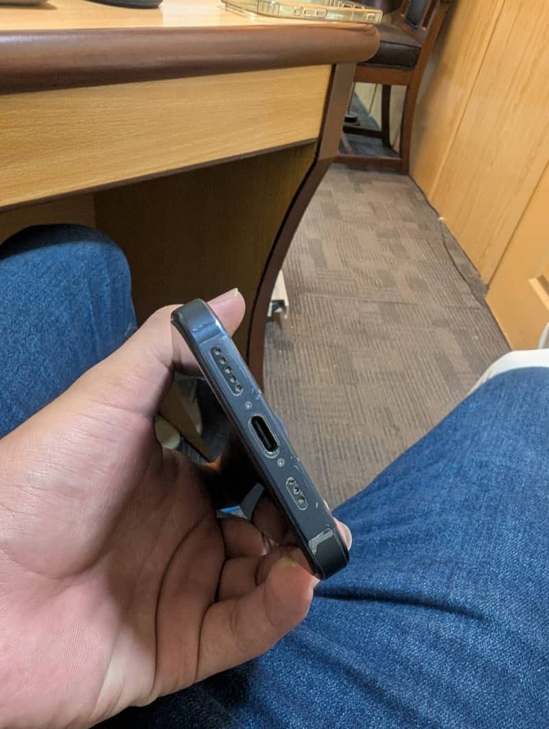 Apple iPhone 15 Pro 1