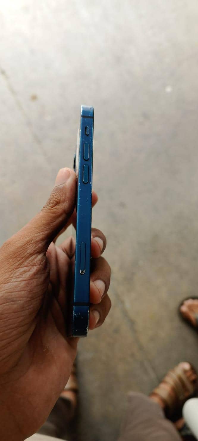Apple iPhone 12 mini 8