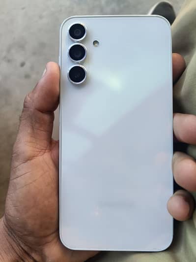 Samsung Mobile A15 5G 6 128 serf moble da khpl hlta ke da
