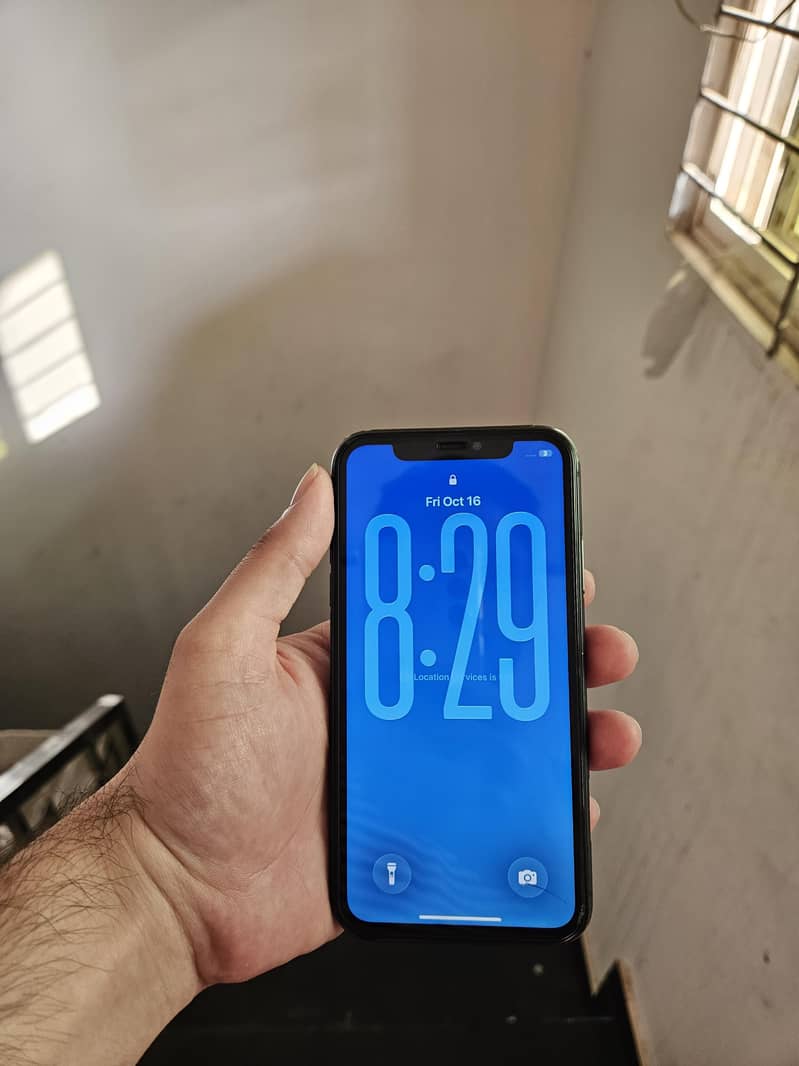 Apple iPhone 11 6