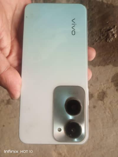 Vivo Y18