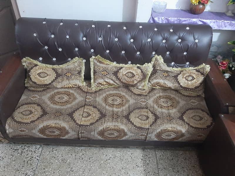 5 Seater Sofa Set 0