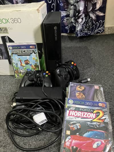 Xbox 360 10/9 condition