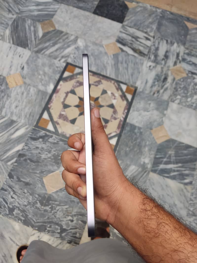 iPad mini 6th gen . Space Gray 6