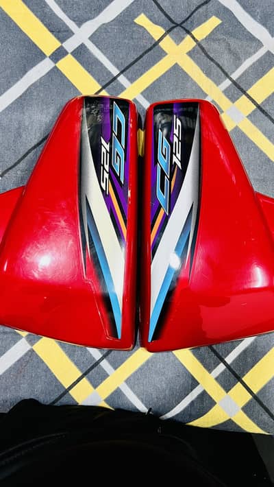 2015 model red original like. Brand honda 125 tank set
