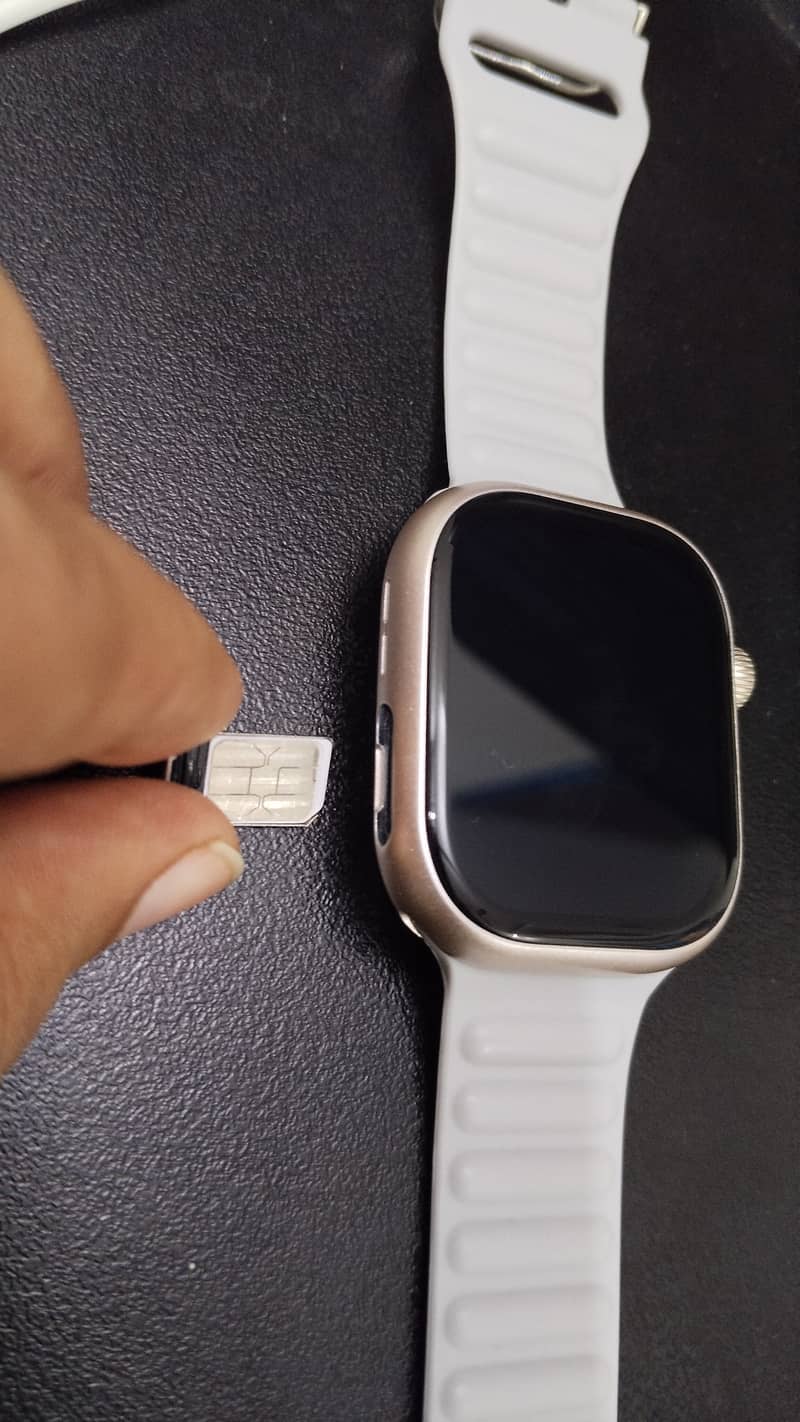 Smartwatch with Simcard Support 2