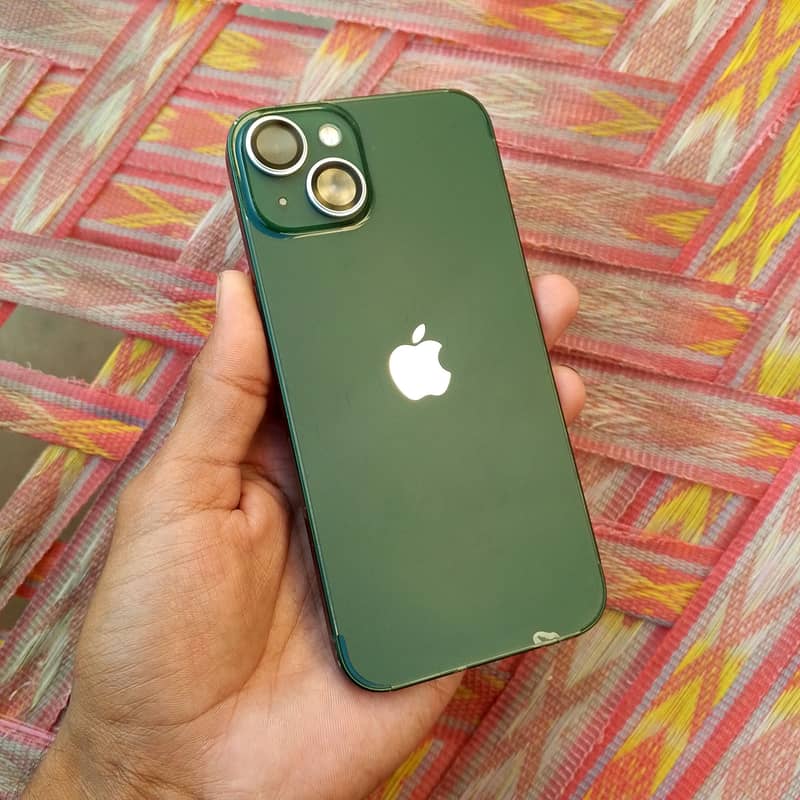 Apple iPhone 13 3