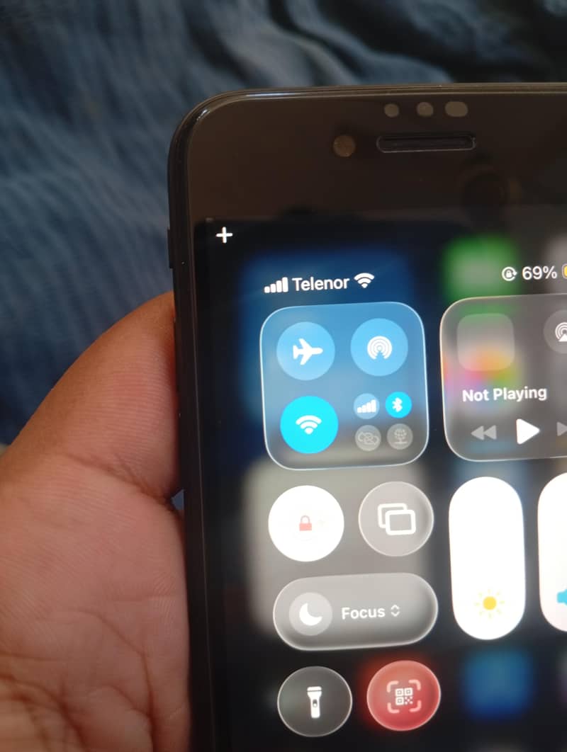 iphone SE 2020 6
