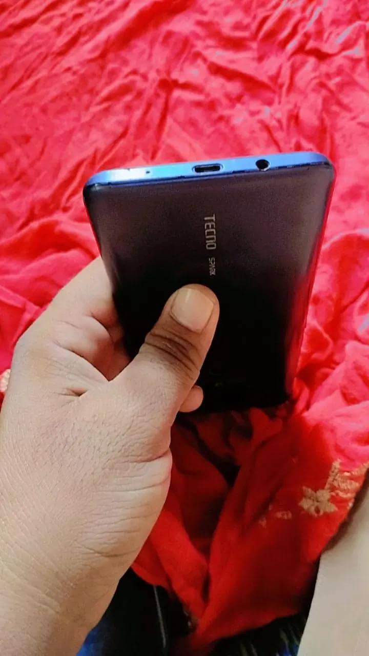 Tecno Spark 6 1