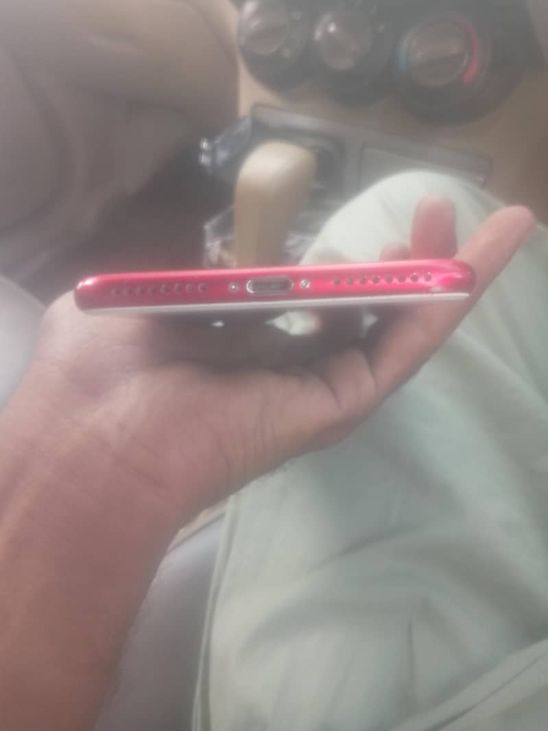 Apple iPhone 7 Plus 2