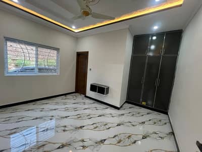House For Immediately Sale