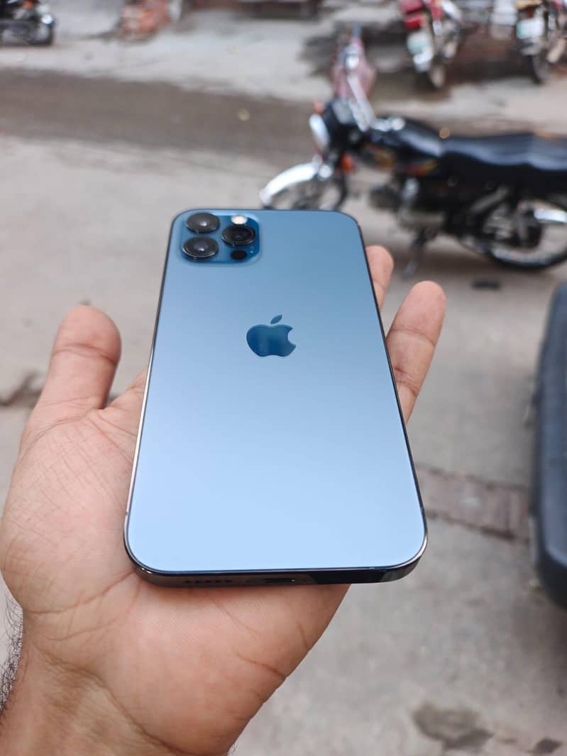 Apple iPhone 12 Pro 8
