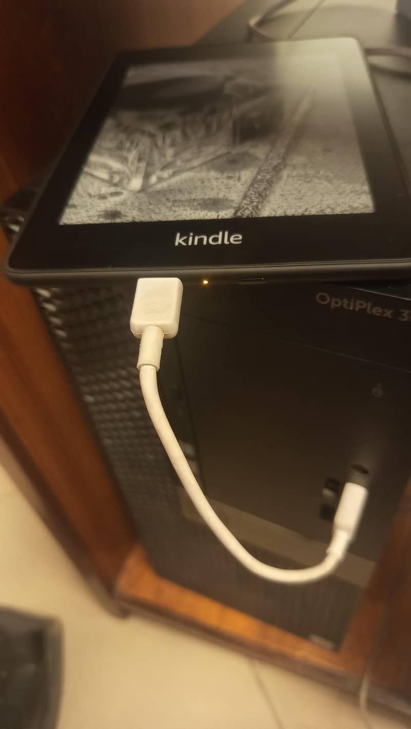 Kindle Paperwhite 10th generation E-book reader 2
