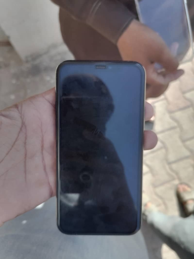Apple iPhone 11 Pro 5
