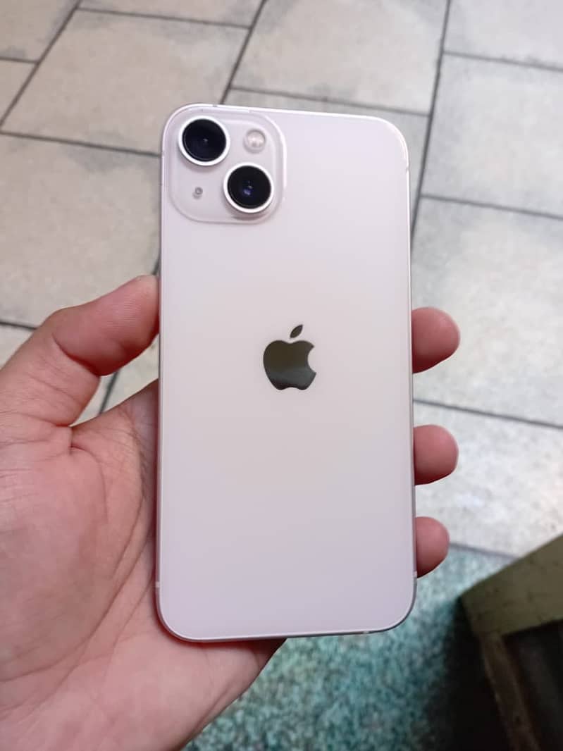 Apple iPhone 13 5