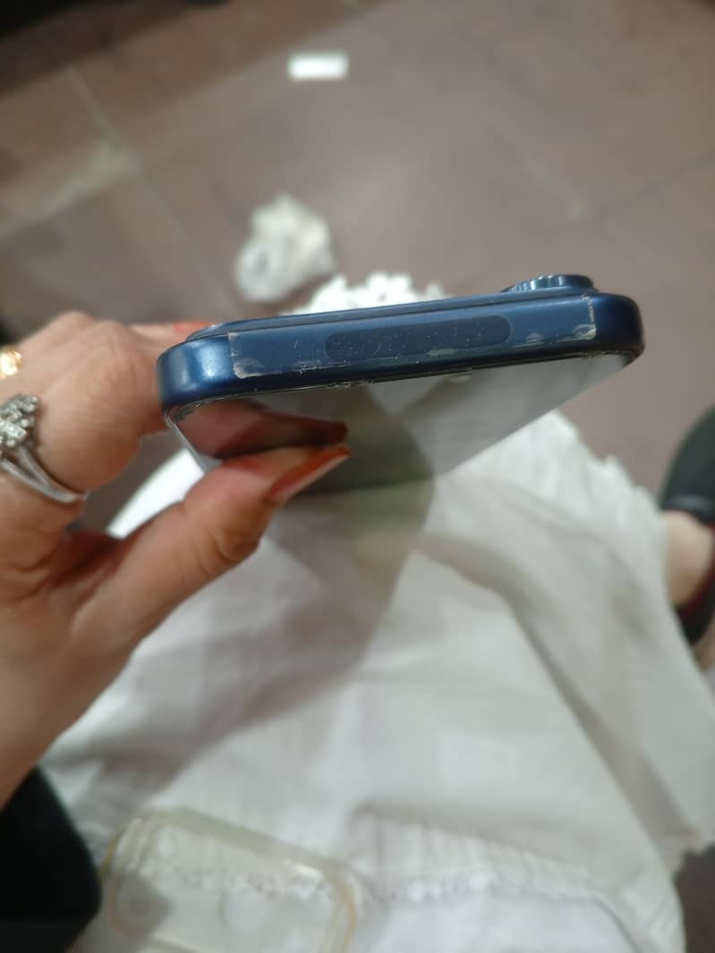 Apple iPhone 17 Pro Max 2