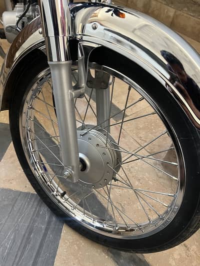 Honda CD 70 just one hand and carefully used