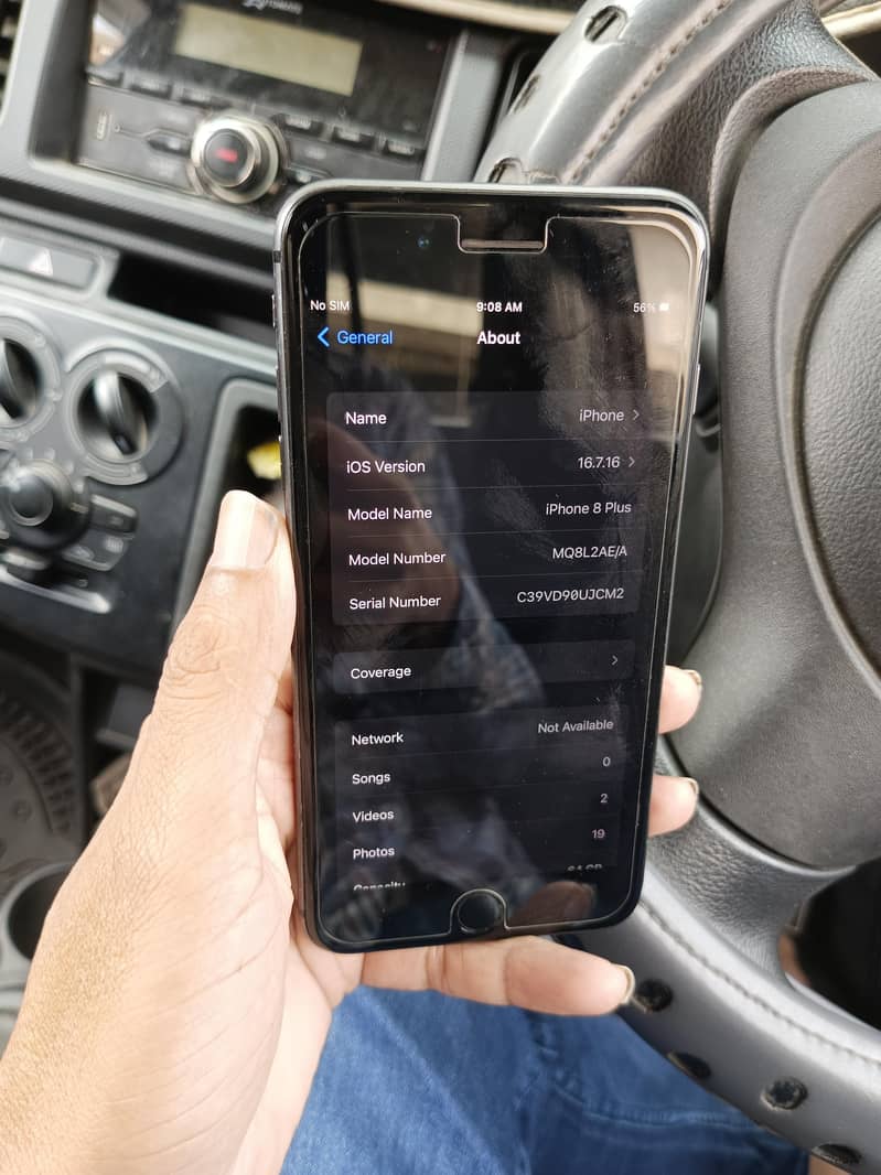 Apple iPhone 8 Plus 3