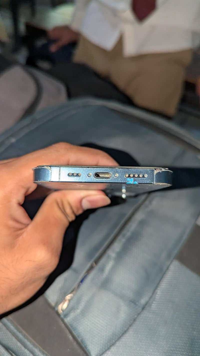 Apple iPhone 13 Pro 3