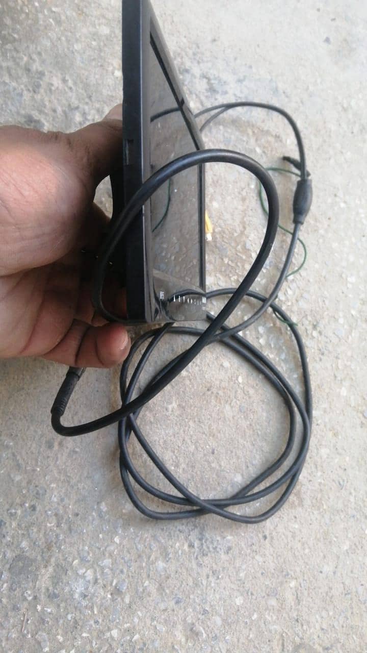 LCD car 0