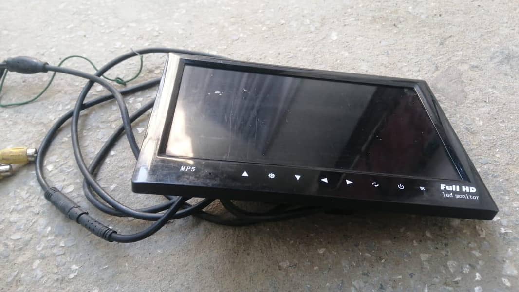 LCD car 4