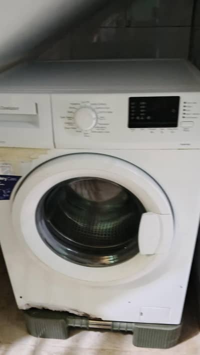 Dawlance front door automatic machine Good condition for urgent sale