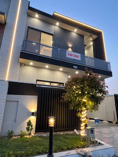 8 Marla ( 30*60 ) Brand New House For Sale. In Faisal Margalla City ( FMC ) Islamabad.