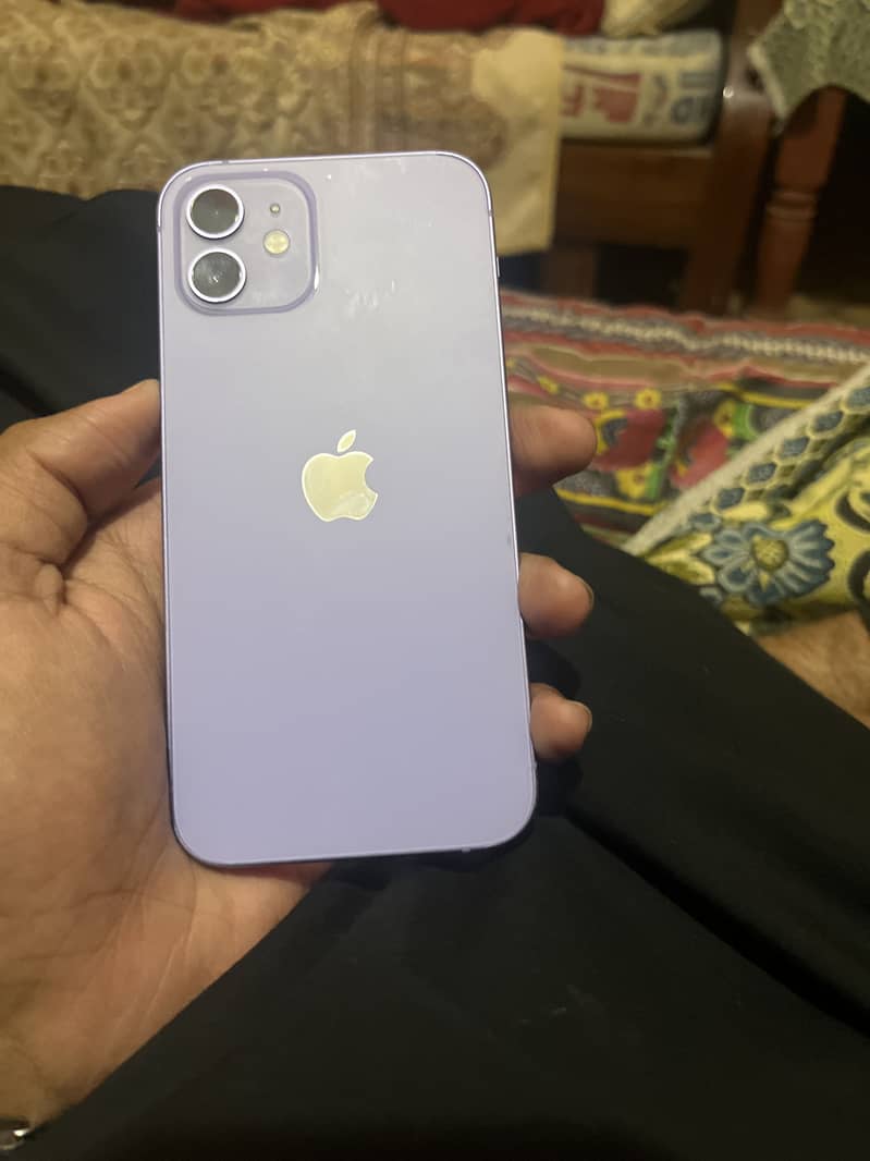 Apple iPhone 12 0