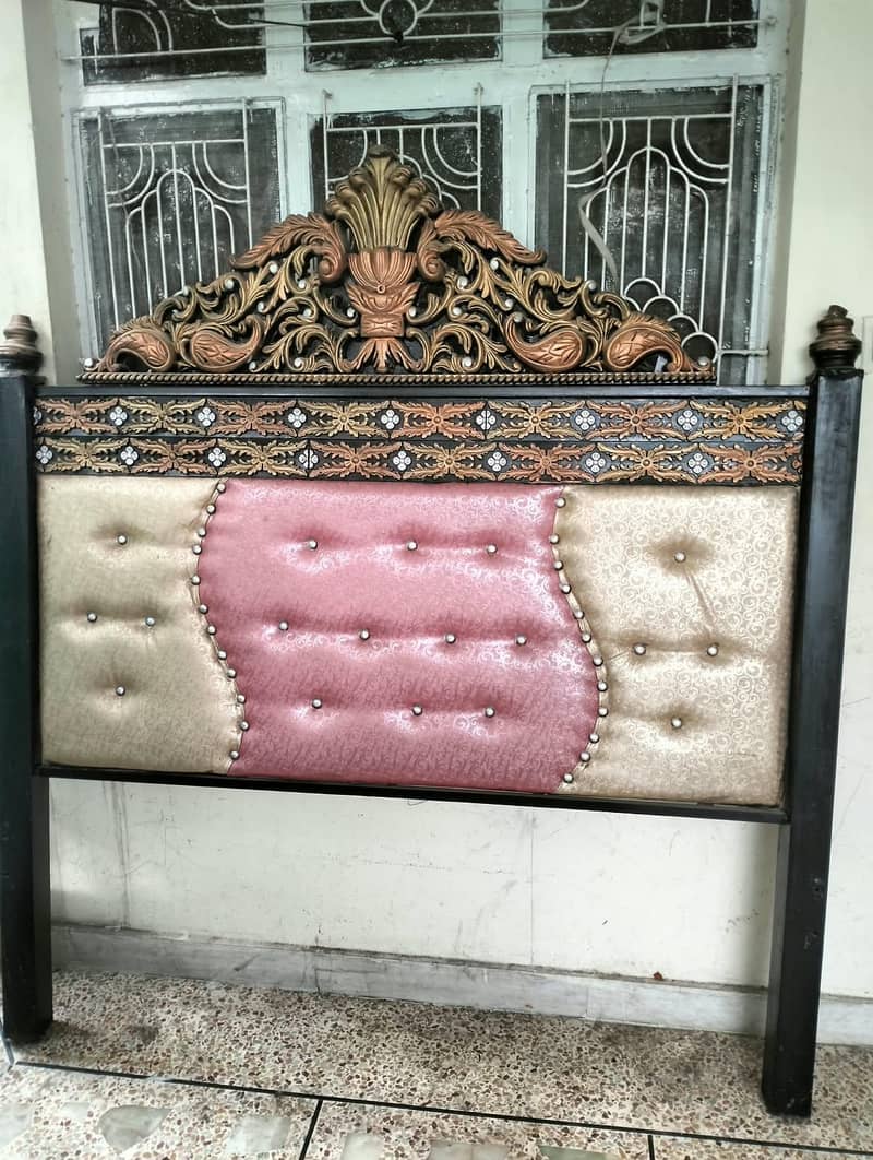 ROOM BED 7