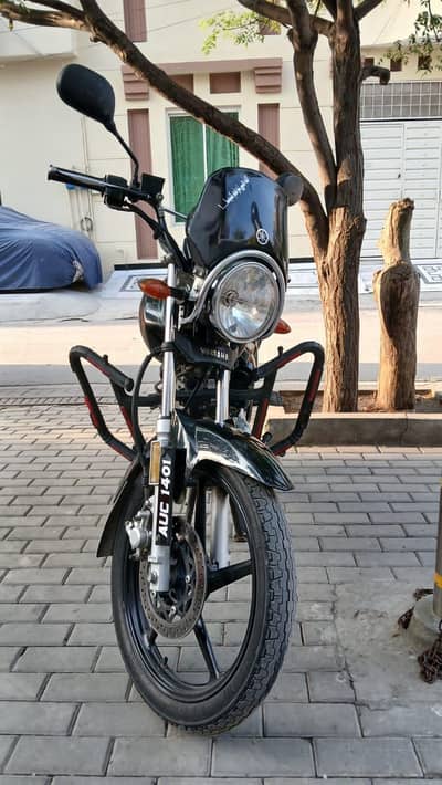 Yamaha YBR125 (Black Color)