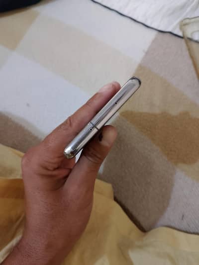 Samsung Mobile S10