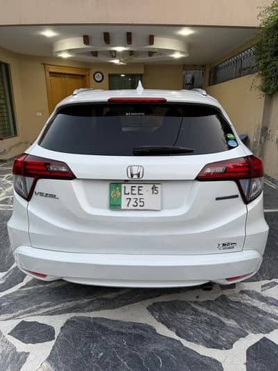 Honda Vezel 2015