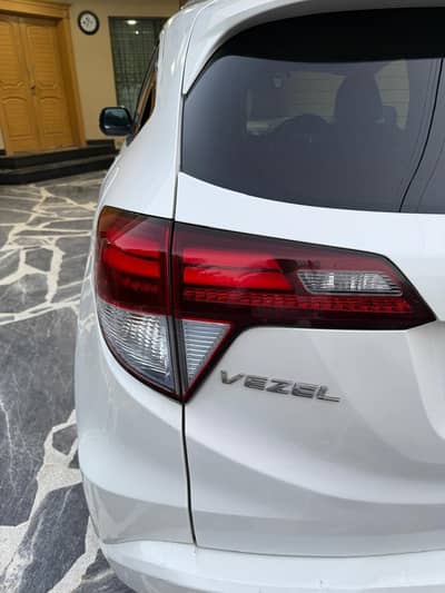 Honda Vezel 2015