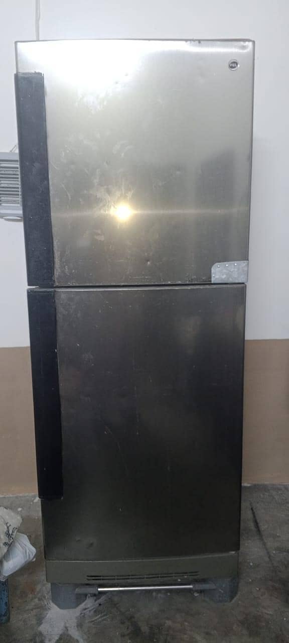 pel fridge 0