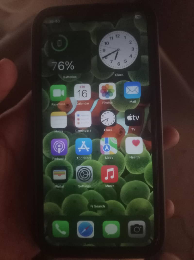 Apple iPhone XR 5