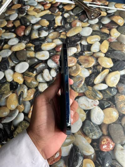 Apple iPhone 12 Pro Max bettery health 81 256 gb 10by 8.5 condition