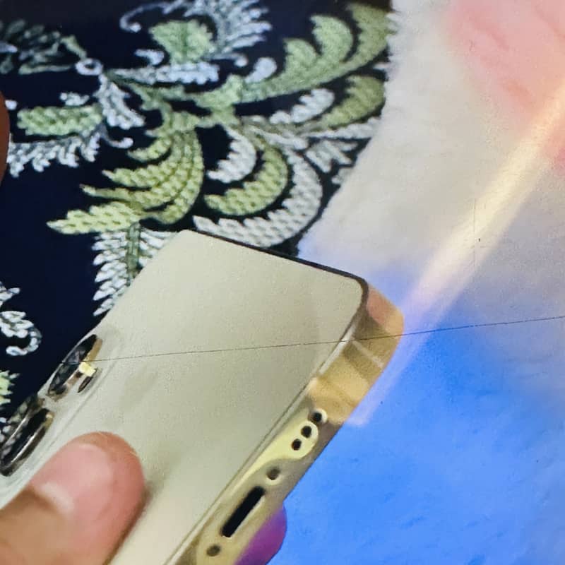Apple iPhone 14 Pro 1