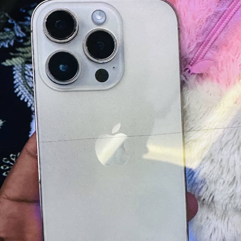 Apple iPhone 14 Pro 4