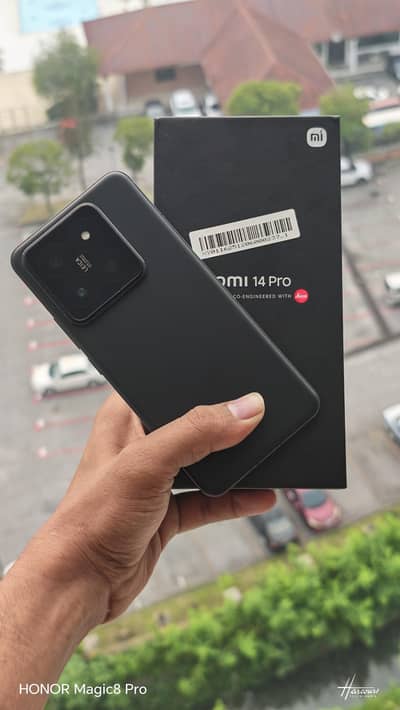 Xiaomi Mi 14 Pro