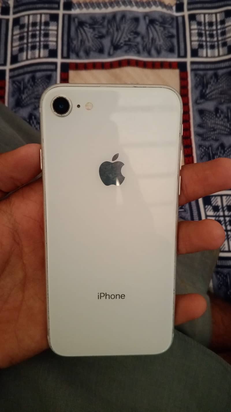Apple iPhone 8 7