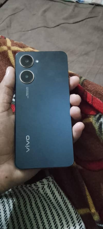 Vivo Y03