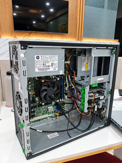 HP EliteDesk 800 G1 Tower PC | Core i5 4th Gen | 16GB RAM